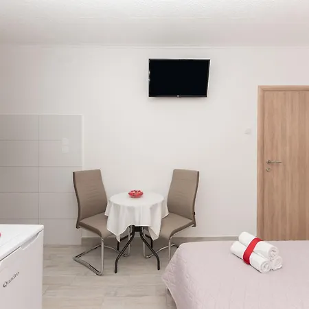 Apartment Sol Makarska