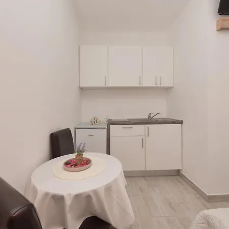 Sol Apartment *