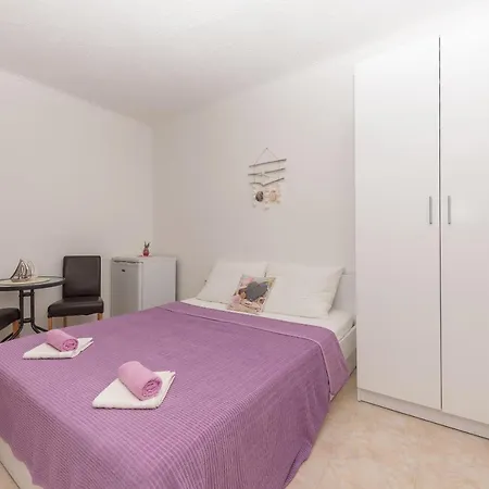 Sol Apartment