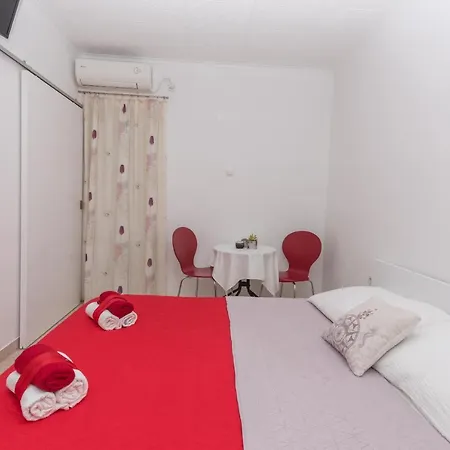 Apartment Sol Makarska