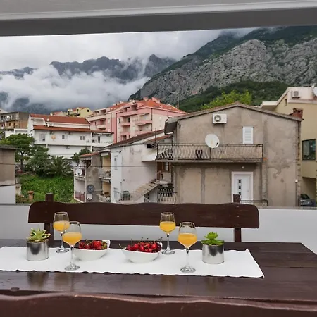 Apartment Sol Makarska