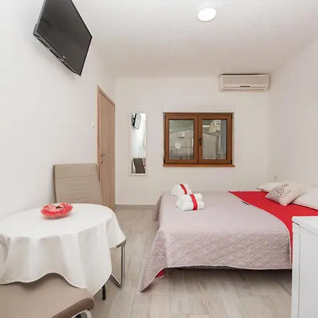 Sol Apartment *