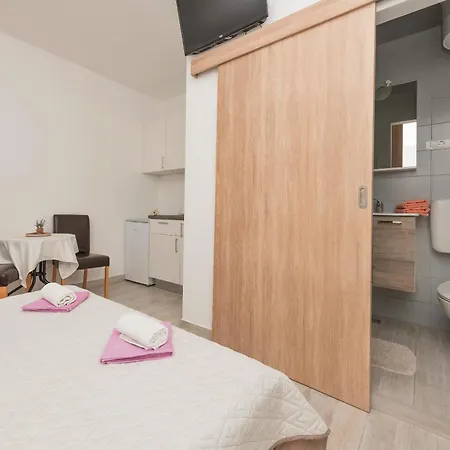 Sol Apartment *