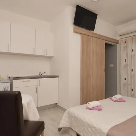 Sol Apartment *