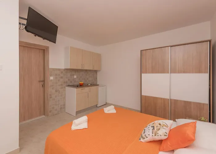 Sol Apartment Makarska